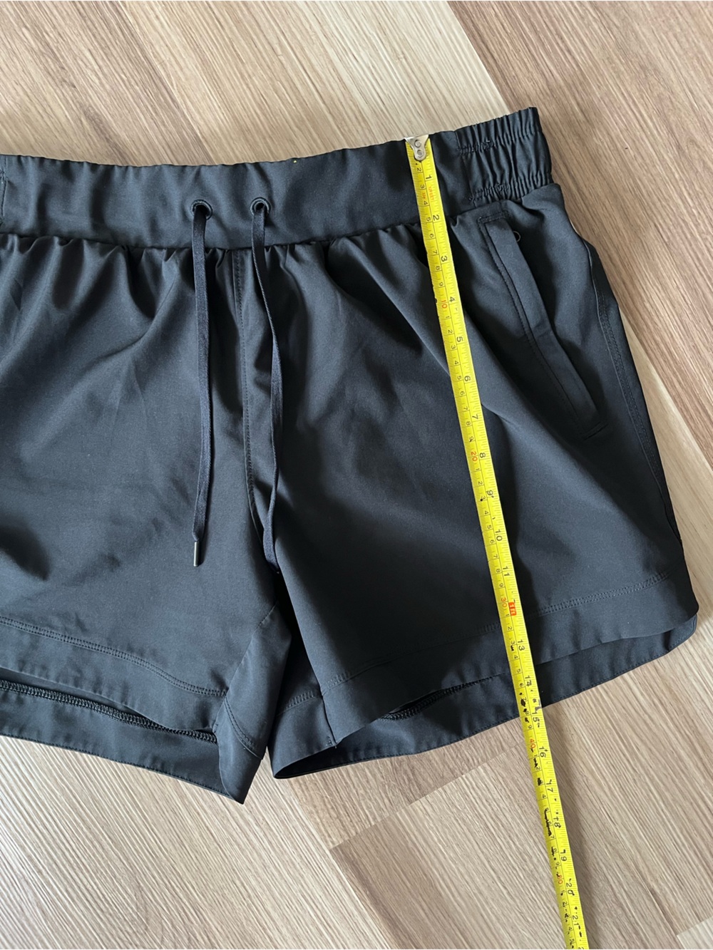CALIA by Carrie Underwood Black Athletic Performance Shorts Size M Zip Pocket - Picture 8 of 11